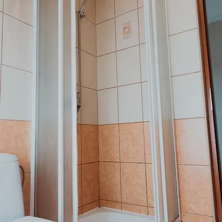 Na Wzgorzu Farmház Sopotnia Wielka